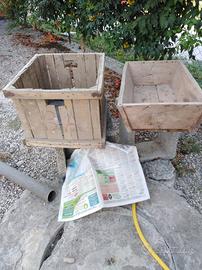 Antica Vasca Mangiatoia e Cassa cassetta in Legno