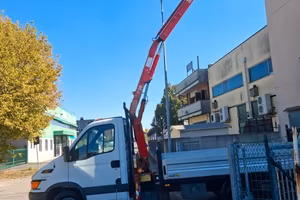 Iveco Daily 35C12 GRU Fassi F28 Cassone Fisso Lung