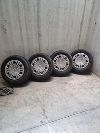 CERCHI GOMME INVERNALI AUDI 215/65R17 99H AO OEM