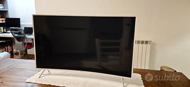 TV Curvo 49” 4K Smart TV Serie 6 Samsung KU6510
