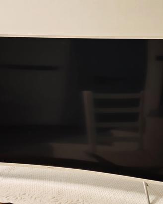 TV Curvo 49” 4K Smart TV Serie 6 Samsung KU6510