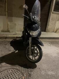 Piaggio beverly 250
