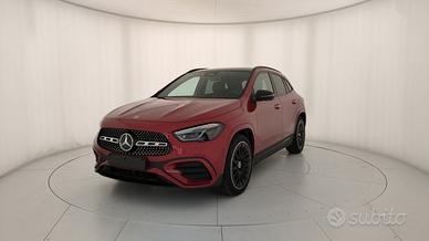 MERCEDES-BENZ GLA 200 d automatic