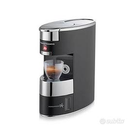 Macchina caffe espresso Illy X9