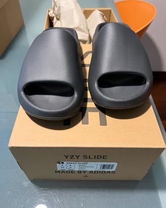 Adidas Yeezy Slide - ID4132 - GRANIT