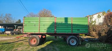 Rimorchio silver car