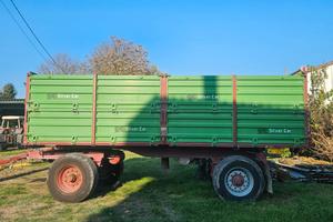 Rimorchio silver car