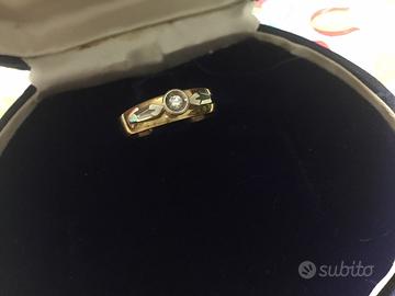 Anello con brillante da 0,11ct. In  oro 18