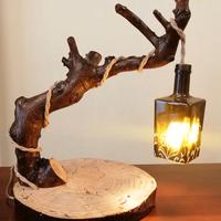 Lampada artigianale in legno e vetro stile rustico