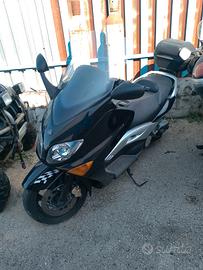 Yamaha T Max - 2001