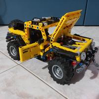 Jeep Wrangler Lego Technic 42122 con istruzioni