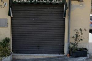 Bottega adibita a pizzeria