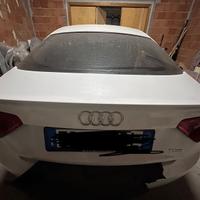 Portellone / cofano posteriore Audi a5 2012