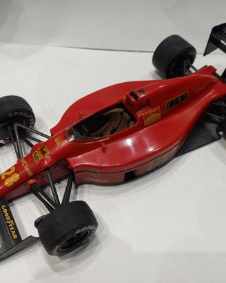 Tamiya Ferrari F1 89 1/20