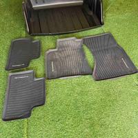 Porsche Macan Tappetini gomma e Vasca Baule