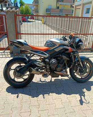 Triumph Street Triple 765 RS