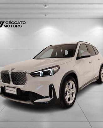 BMW iX1 edrive 20 X-Line