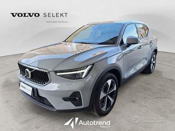 Volvo XC40 B3 163+14 CV Automatico LED Core