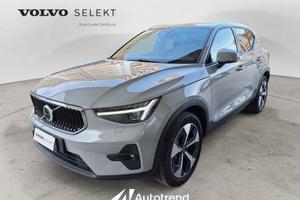 Volvo XC40 B3 163+14 CV Automatico LED Core