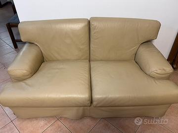 Divano in pelle n 2 posti