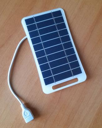 Caricabatterie Solare USB Portatile con Maniglia