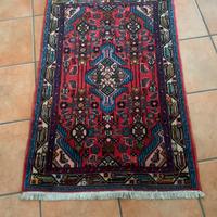 Tappeto orientale annodato a mano