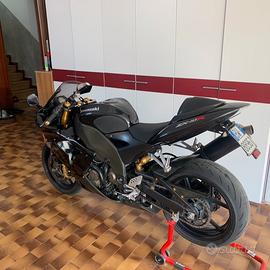 Kawasaki zx10