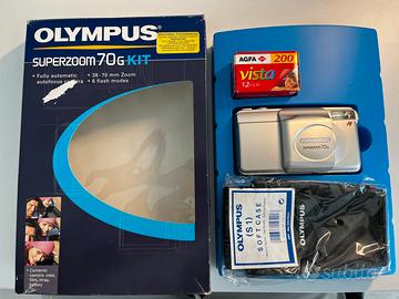 Olympus Super zoom 70 G nuova con 2 rullini!!