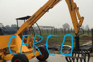 Ragno caricatore agricolo carica letame