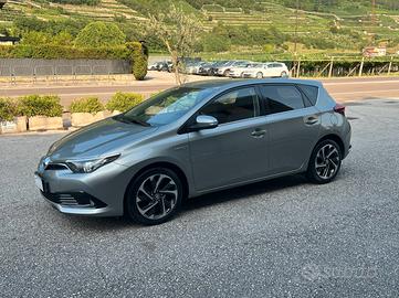 Toyota Auris 5 Porte Auris 1.8h Cool cvt