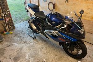 Suzuki gsx r 1000 k5