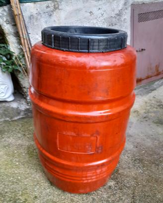 fusti di plastica per alimenti