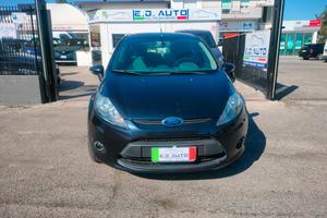 Ford Fiesta 1.4 TDCi 68CV 5 porte Titanium