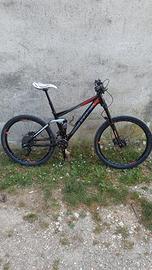 Mountain bike all mountain 