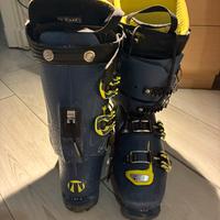 Scarponi tecnica scialpinismo 4 ganci