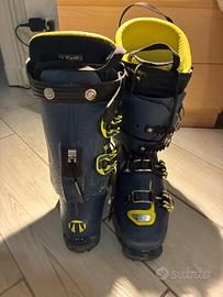 Scarponi tecnica scialpinismo 4 ganci