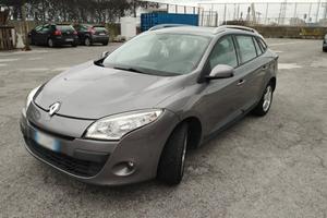 RENAULT MEGANE € 1.700