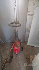 Decespugliatore Efco a scoppio  con mescela 