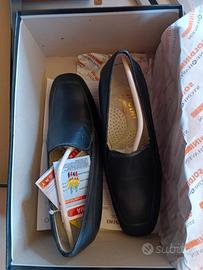 mocassini donna blu nuovi 37