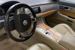Jaguar xf 2.700 diesel V6