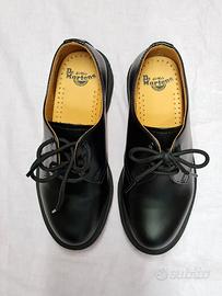 Scarpe Dr. Martens basse colore nero, N.36