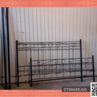 LETTO Matrimoniale ferro battuto --- come nuoVO-