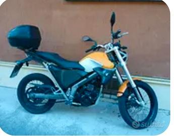 BMW cantruy 650