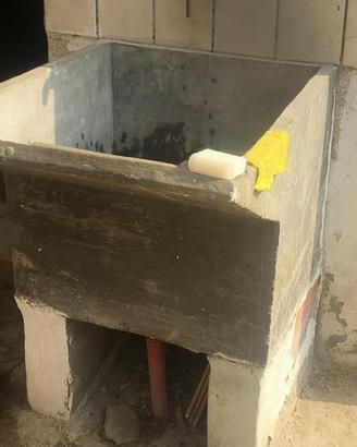 Lavabo da esterno in pietra