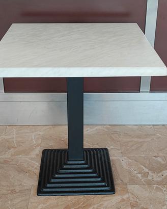 tavoli metallo e plastica 