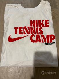 T shirt Nike tg S unisex