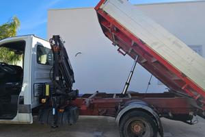 Iveco daily 35 ribaltabile trilaterale e gru