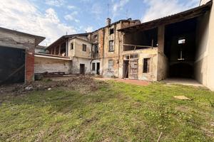 CASA INDIPENDENTE A CALVENZANO