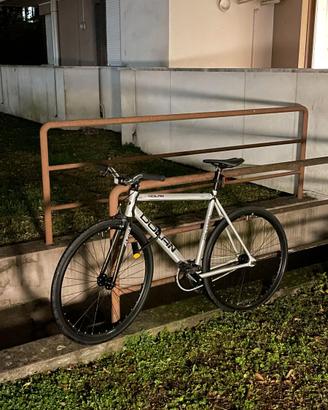 Dolan Pre Cursa LIMITED EDITION Scatto fisso