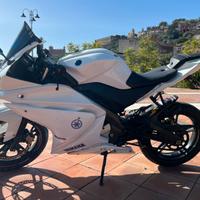 Yamaha yzf-r 125